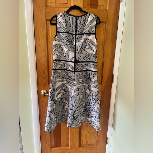 Lafayette 148 New York Damaris Tropical Print Fil Coupe Damaris Size 8 Women's - Picture 2 of 12